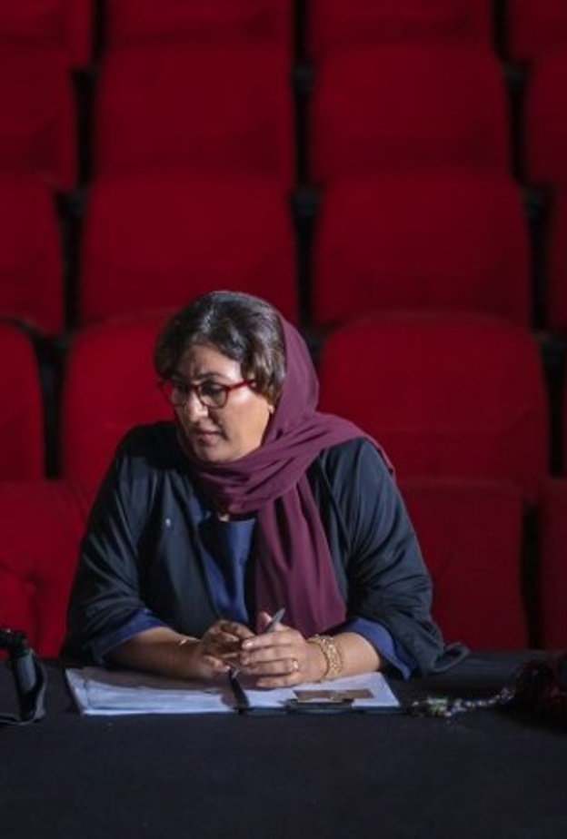  الشاعرة والمخرجة نجوم الغانم