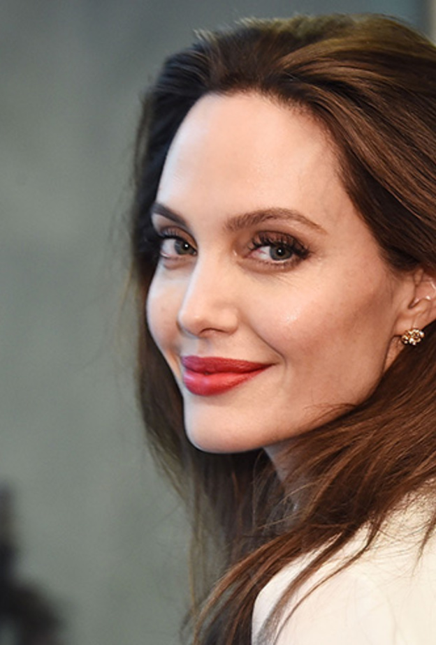 أنجلينا جولي