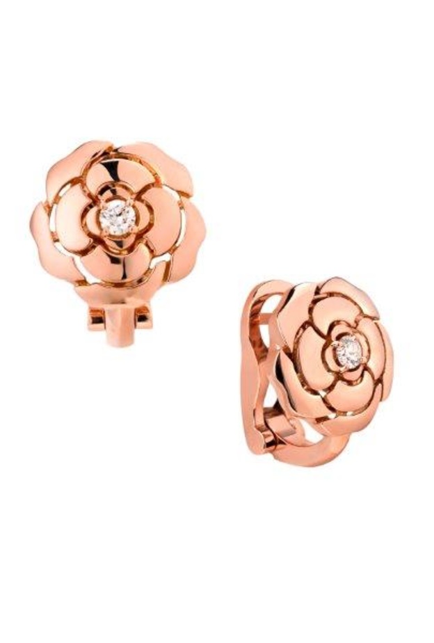 أقراط Extrait de Camelia 