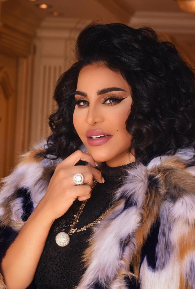 اول لقاء بين أحلام ونوال الكويتية عقب مصالحتهما