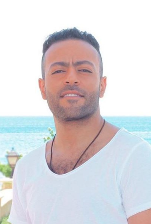 تامر عاشور أصبح أبا لطفلة