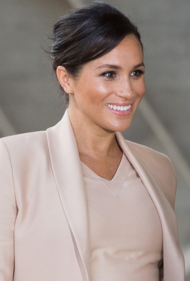  الأمير هاري يصف المسرح بأنه أكثر من هواية