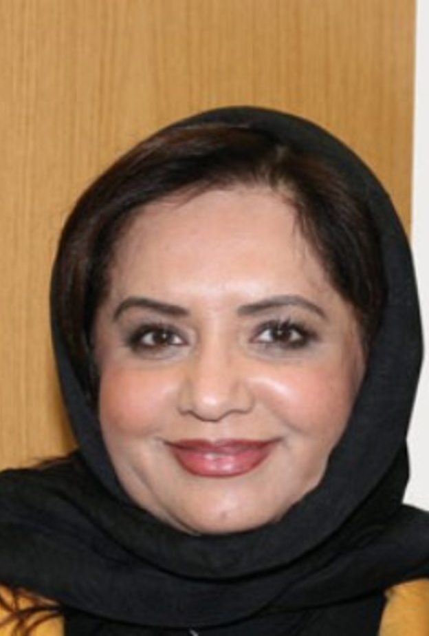 أمينة الجاسم في احدى عروضها