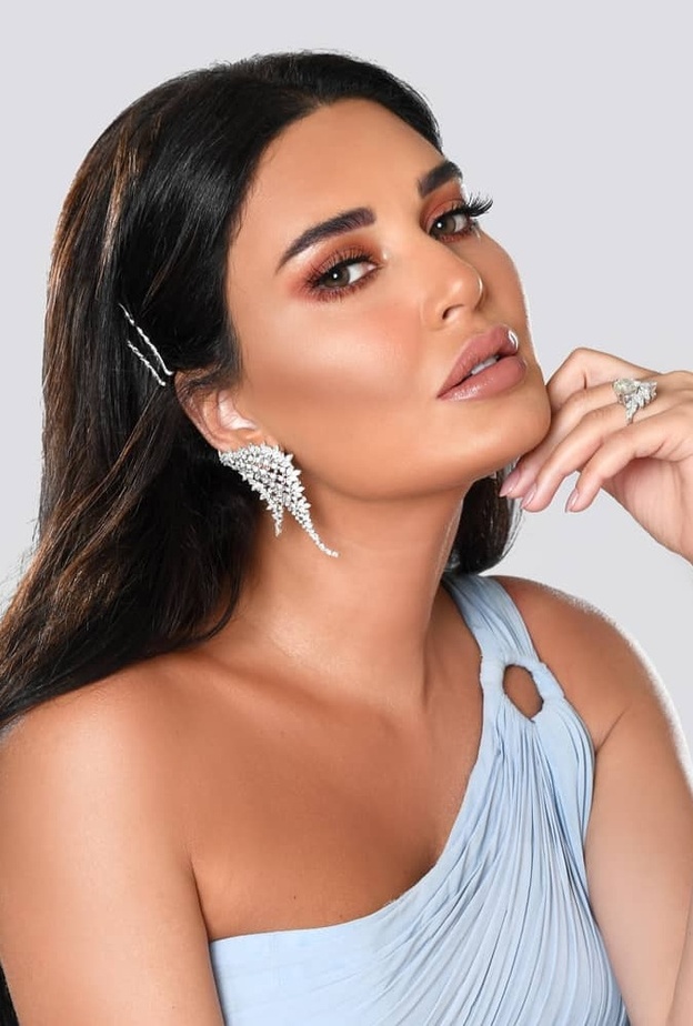 استوحي مكياج يوم الحب من سيرين عبد النور