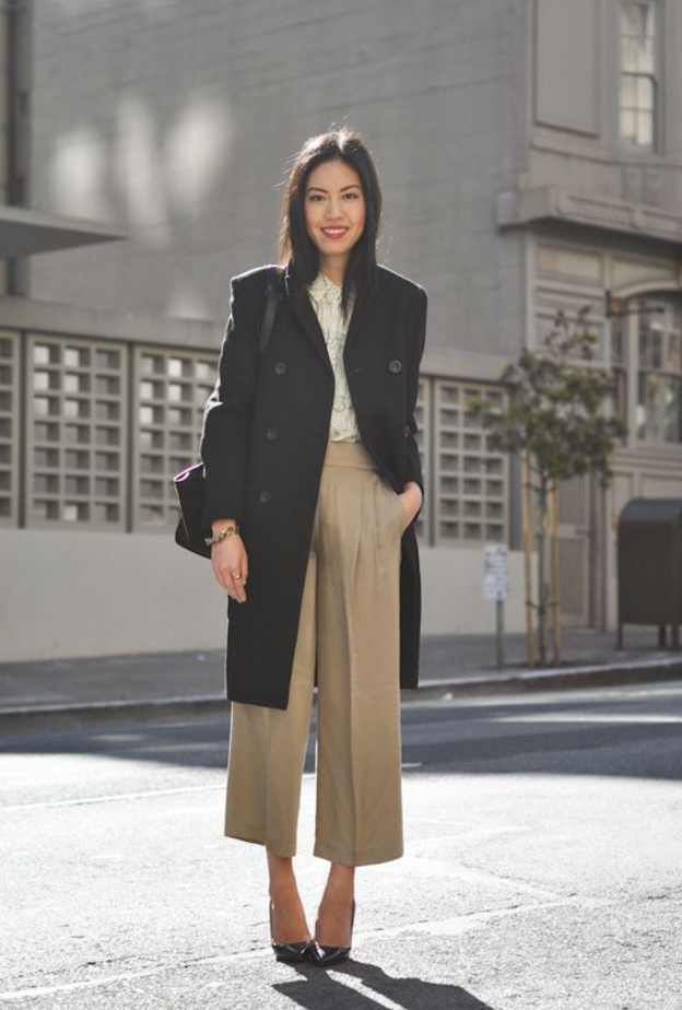 نسقي بنطلون قصير بنقشة الكارو مع مختلف الاطلالات الكاجوال