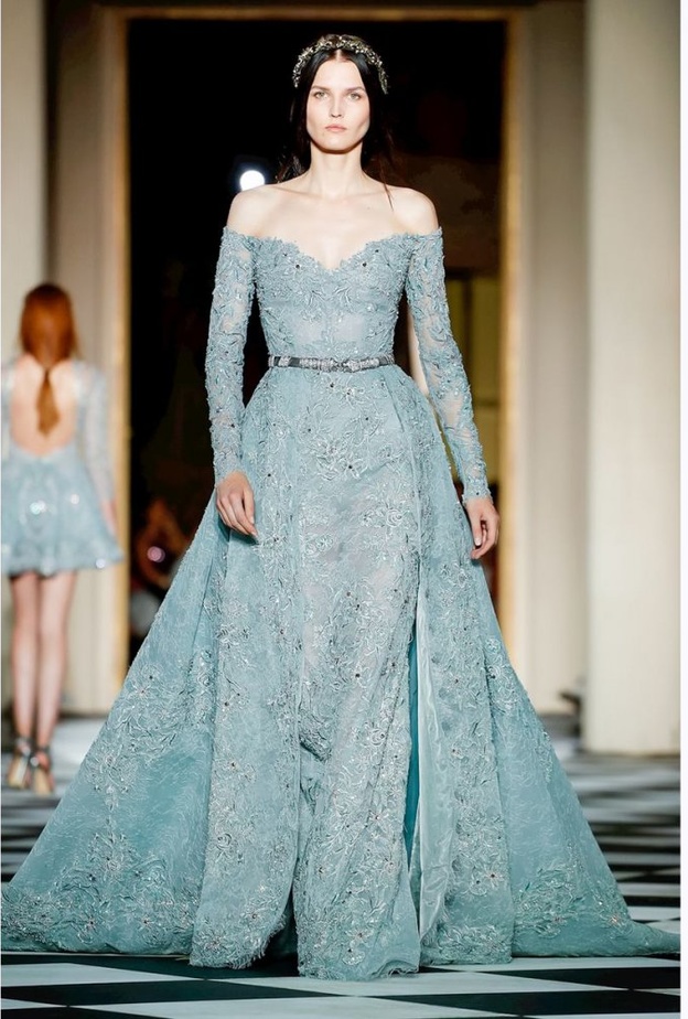  فساتين مطرزة