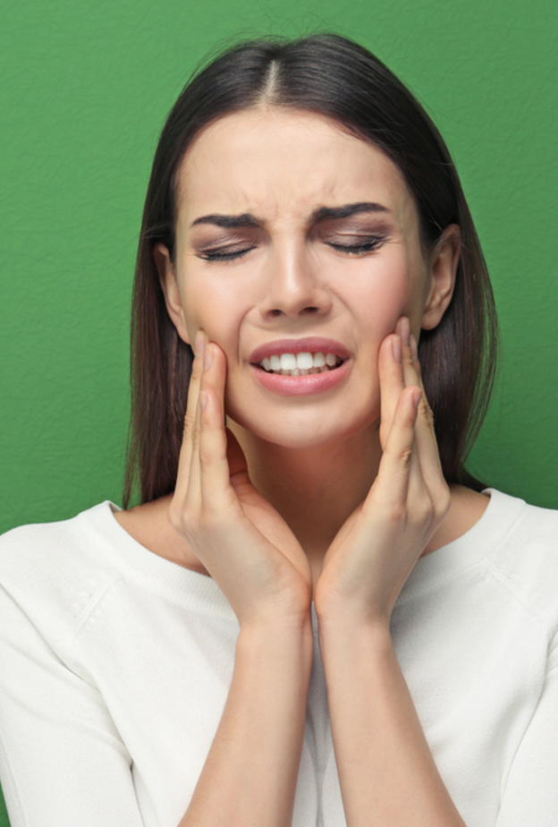 اعراض التهاب عصب الاسنان وطرق علاجه والوقاية منه