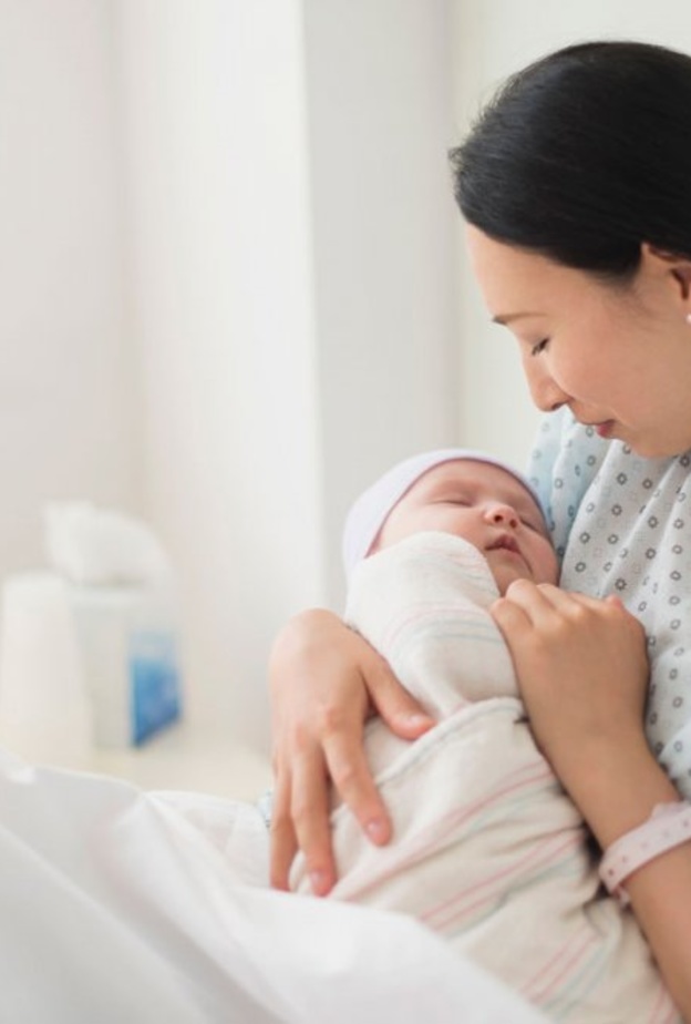 أعراض الولادة في الشهر الثامن من الحمل