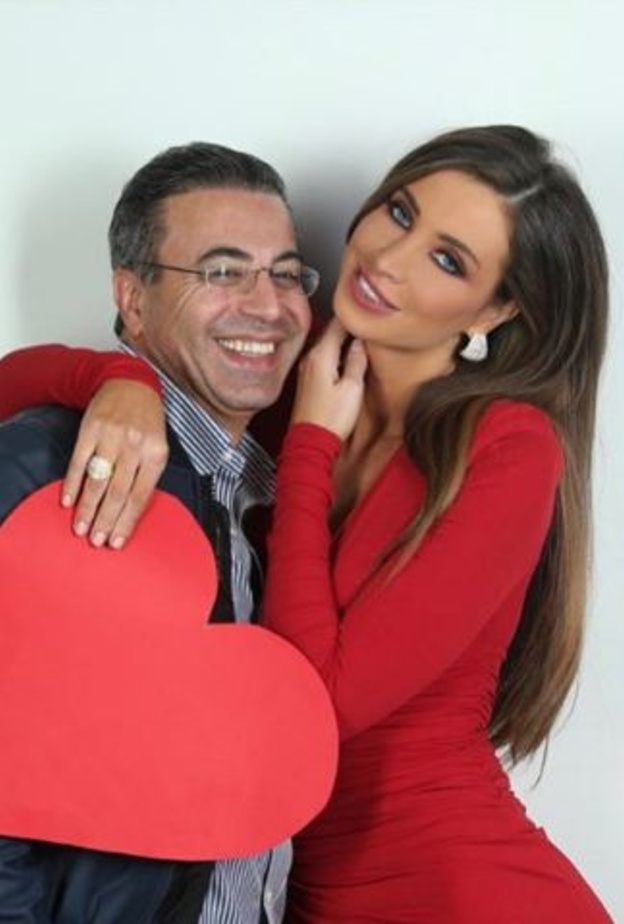 نجوم يحتفلون بيوم الحب