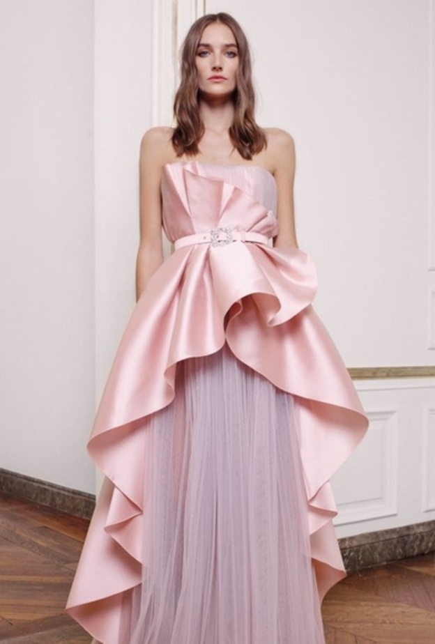 الوان فساتين بدرجات الباستيل