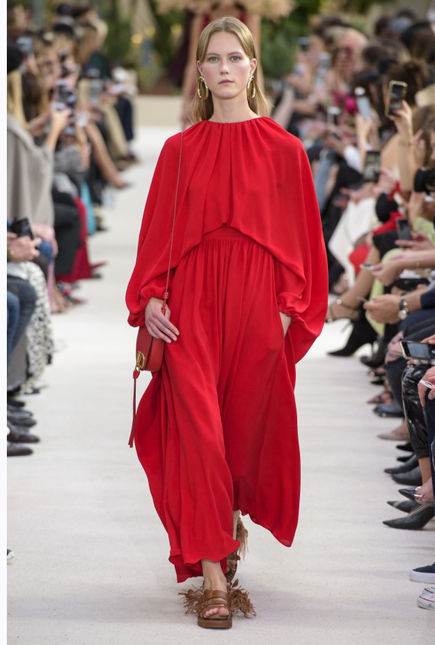 شورت واسع مع خطوط الكارو من دار Y Project