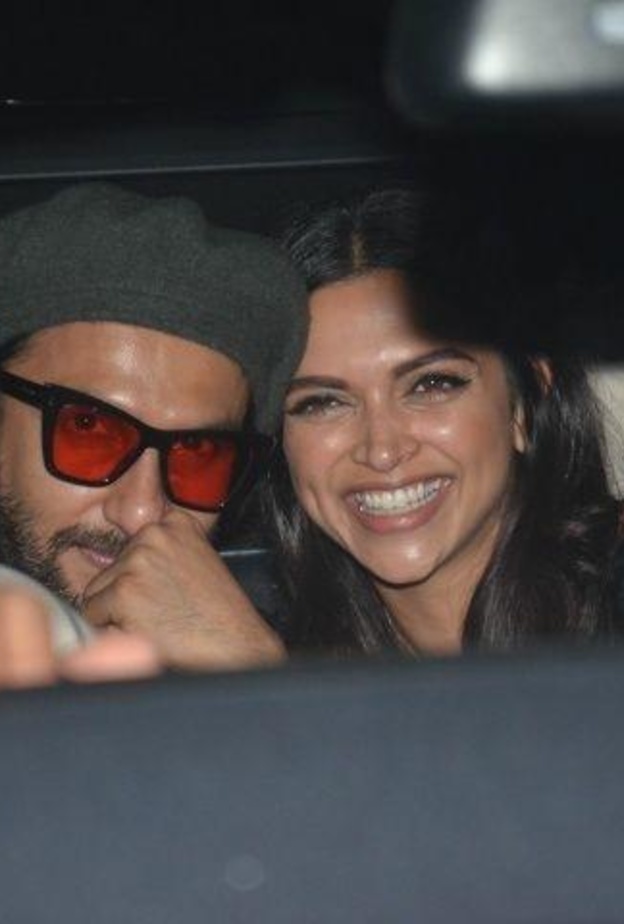  ديبيكا بادوكون تشارك في عرض الفيلم