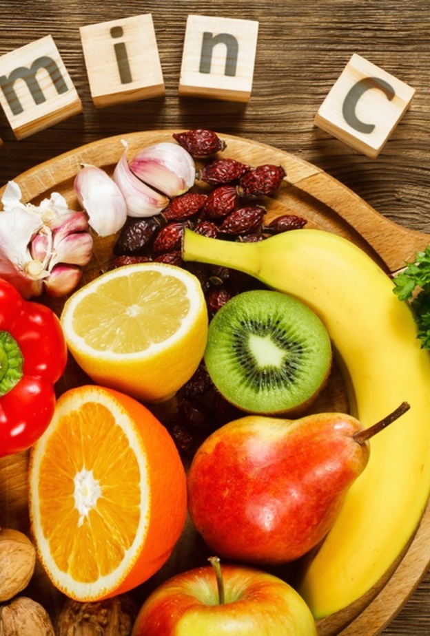 تناول الاطعمة الغنية بفيتامين سي للوقاية من نقصه