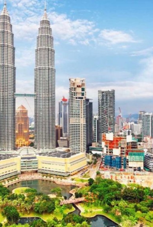 بانجسار ماليزيا وهي ضاحية سكنية راقية توجد على مشارف العاصمة الماليزية كوالالامبور