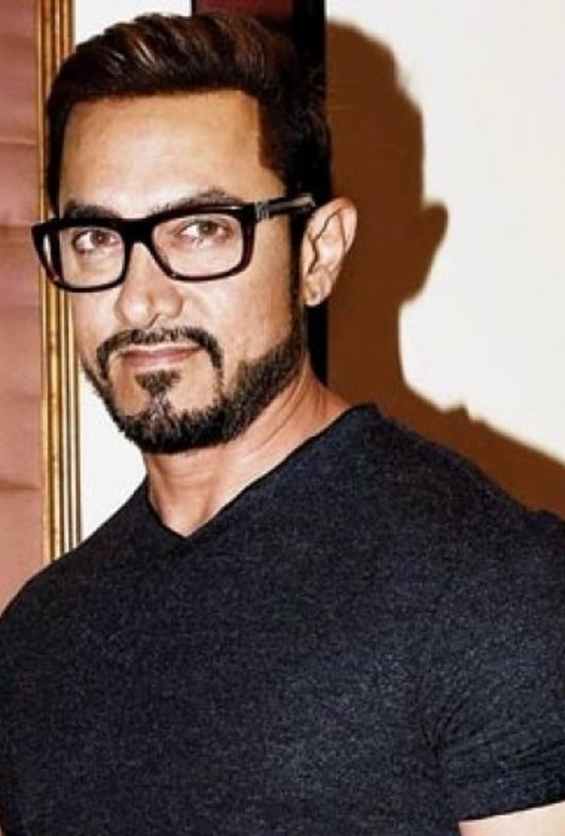 طقس خاص بالنجم عامر خان