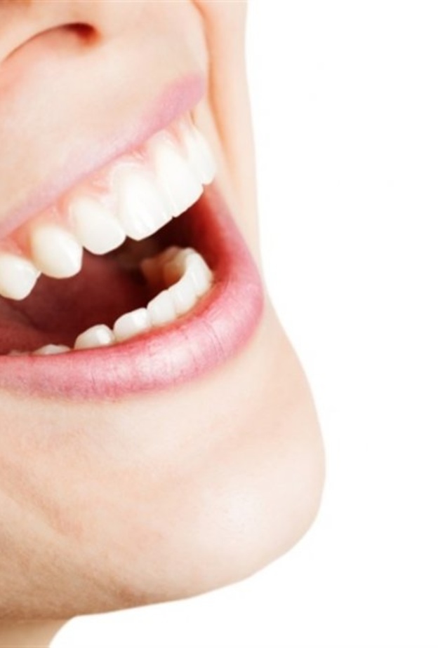 الملح يخفف من نزيف اللثة