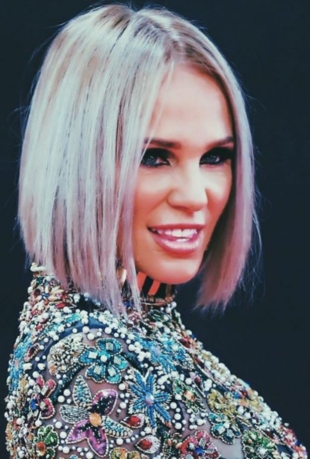 شيرين رضا تنشر فيديو قديم لها