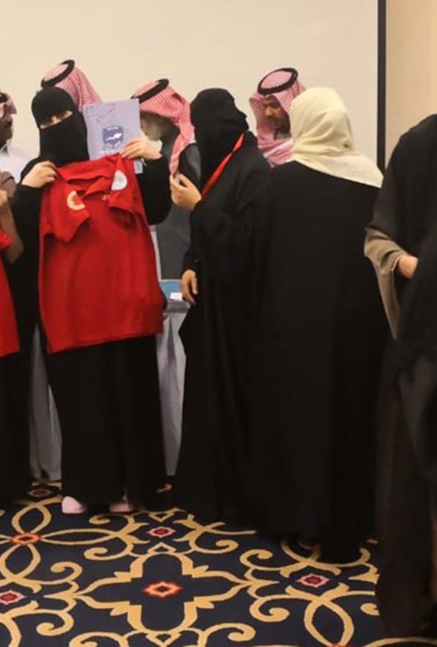  تخريج أول دفعة من الفتيات في مجال الإنقاذ والسلامة المائية