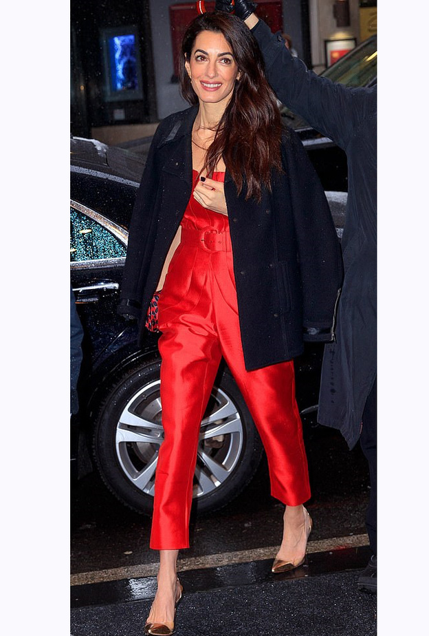 إطلالة كاجوال للجميلة Abigail Spencer