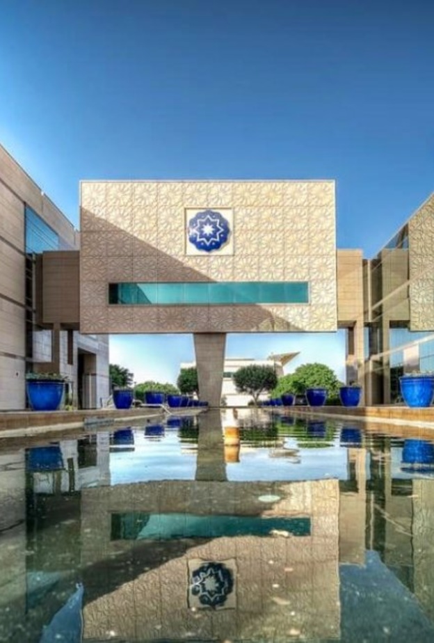 عمليات استبدال مفصل الركبة في مدينة سلطان لأول مرة في الشرق الأوسط