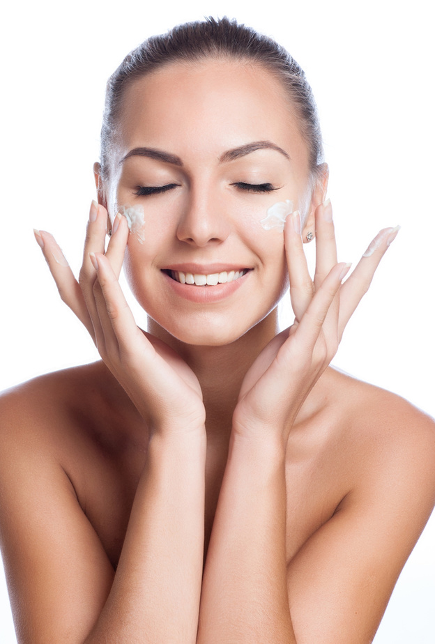 اختاري بداية الكريم النهاري المناسب لبشرتك