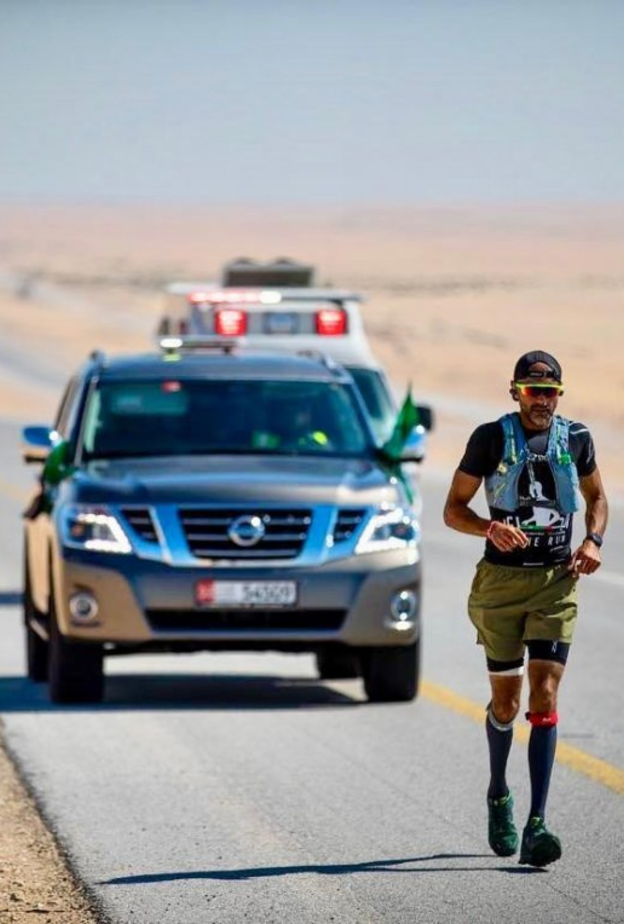 الرحالة الإماراتي خالد جمال السويدي