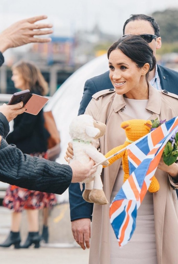 هدايا حفل baby shower تكشف جنس طفل ميغان ماركل