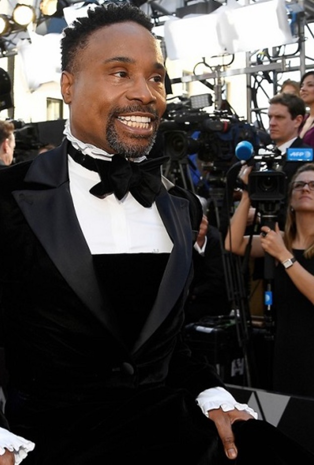 أغرب "توكسيدو" يرتديه بوس بيلى بورتر..شاهدوه في اوسكار 2019 oscar