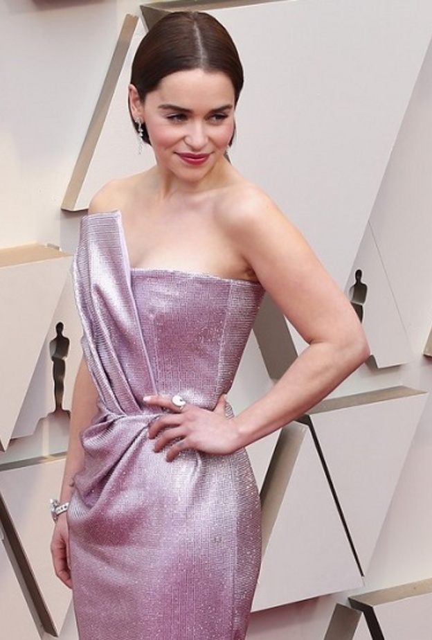 اميليا طلارك