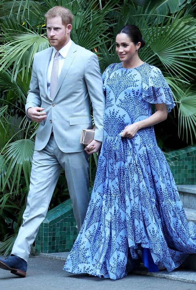 صورة جميلة تجمع ميغان ماركل والأمير هاري في ختام زيارتهما إلى المغرب