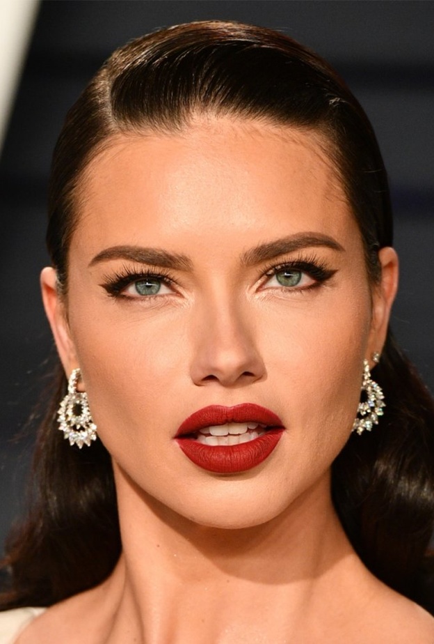 ليلي كولينز Lily Collins