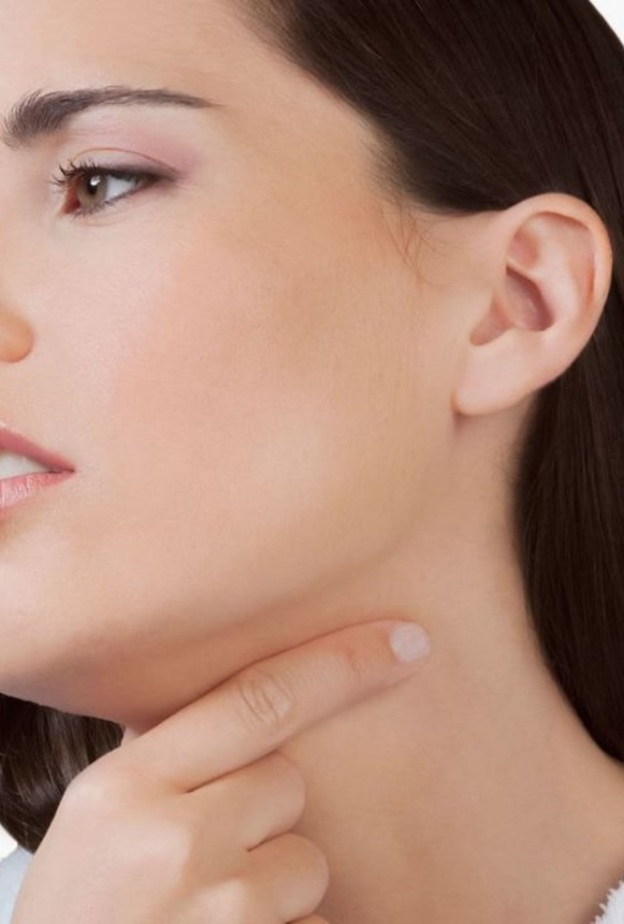 سرطان البلعوم يسبب دم في البلغم