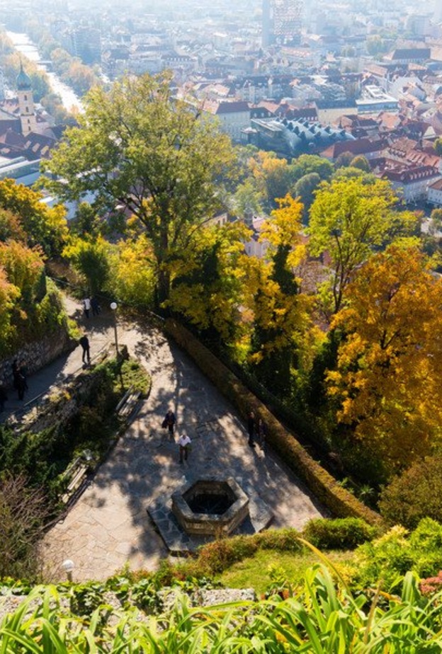 المدينة القديمة Old Town