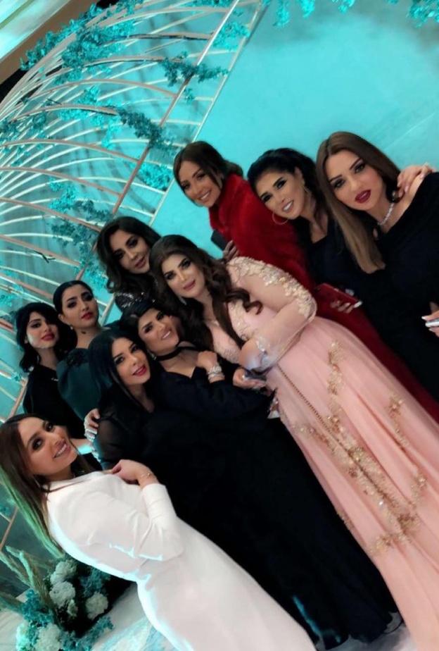 نجمات الكويت يجمتعن بضيافة أحلام حسن