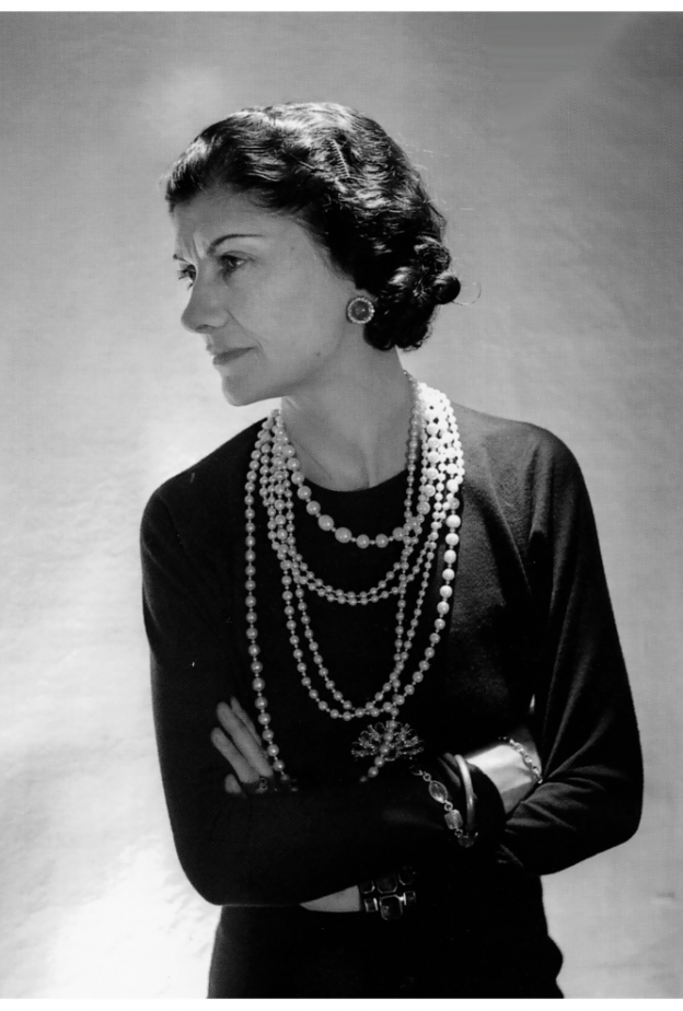 أحد أهم مصممات الأزياء العالميات وأيقونة من أيقونات الموضة