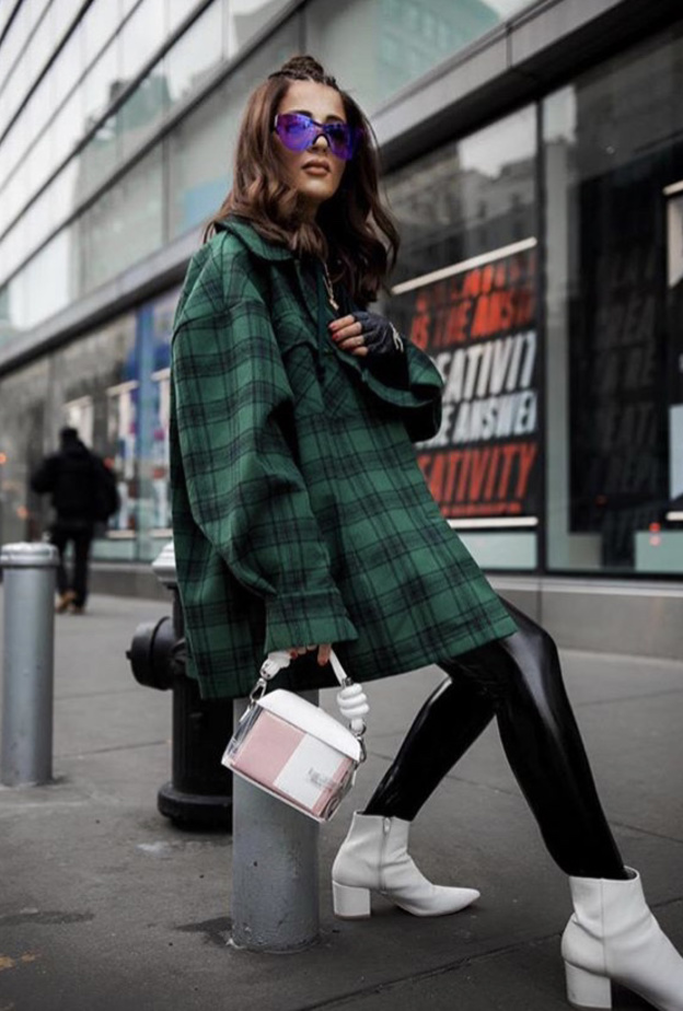 موضة النظارات الكبيرة تعود Sheild Sunglasses