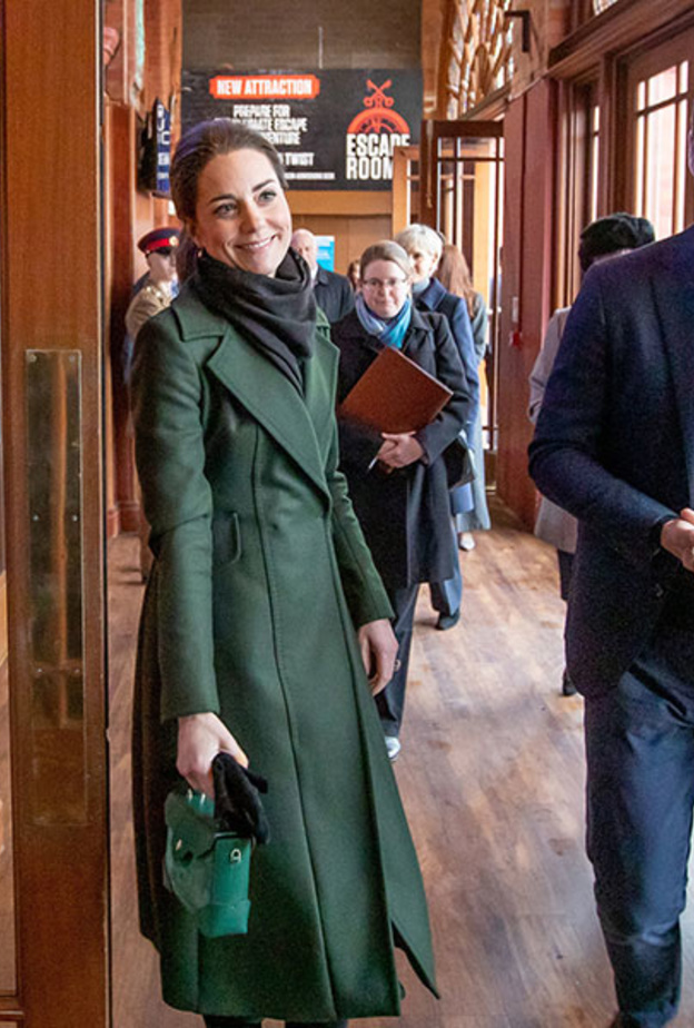 المحطة الأولى للأمير وليام وزوجته كيت ميدلتون دوقة كمبريدج كانت زيارة برج بلاكبول