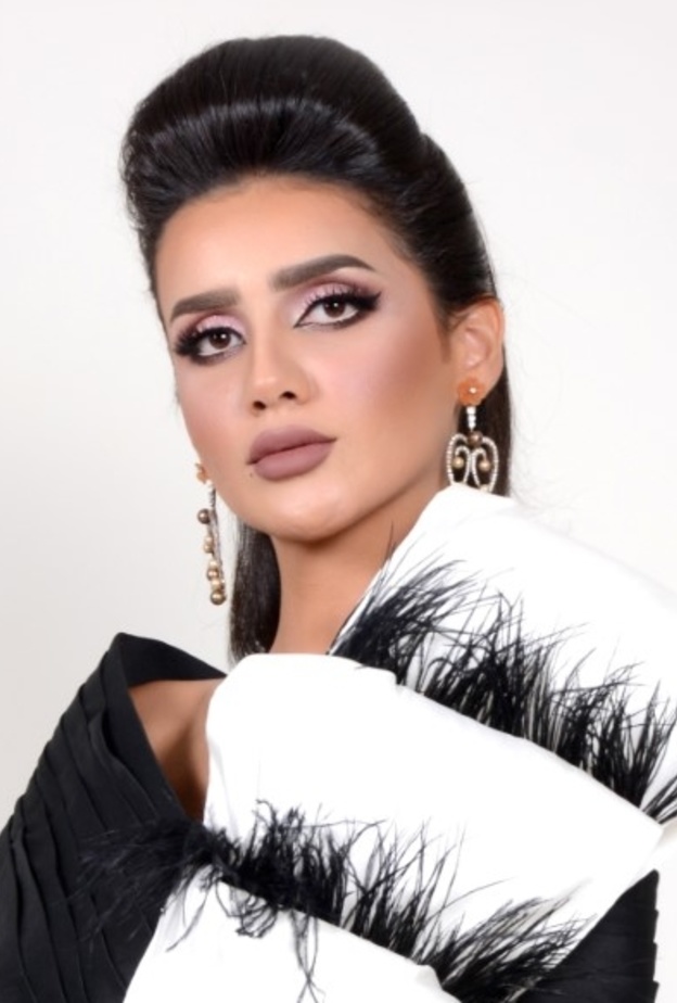 فستان سهرة من أزياء هلا