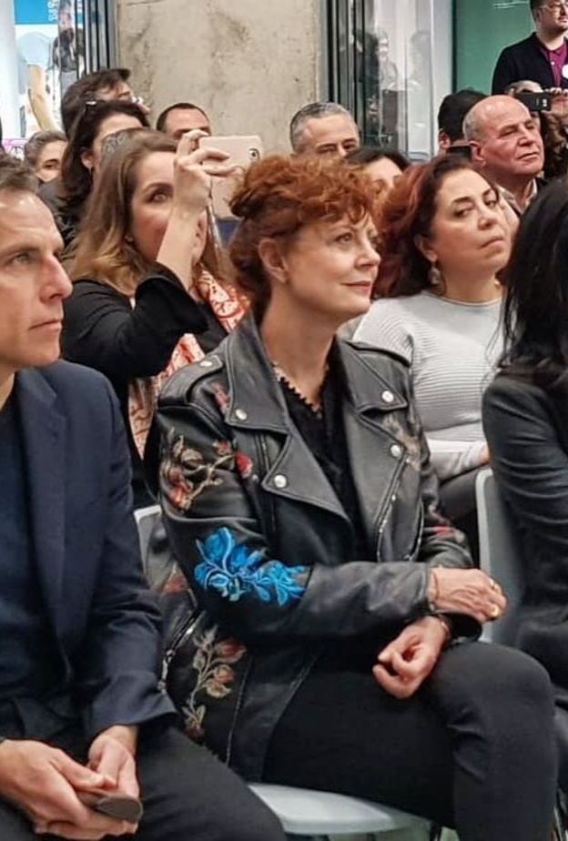 بين ستيلر وسوزان ساراندون ونادين لبكي يحتفلون بسفرة