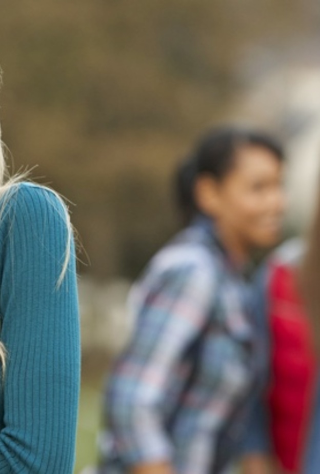 5 خطوات هامة تخلصك من الخجل الإجتماعي