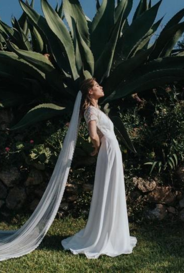 طرحة العروس الفرنسية