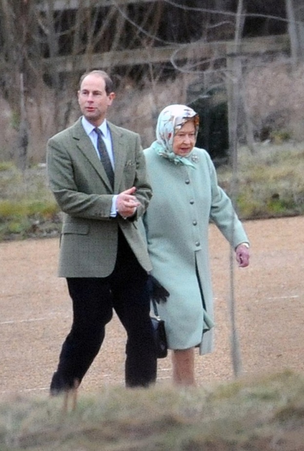 الملكة أنعمت على الأمير إدوارد بلقب جديد