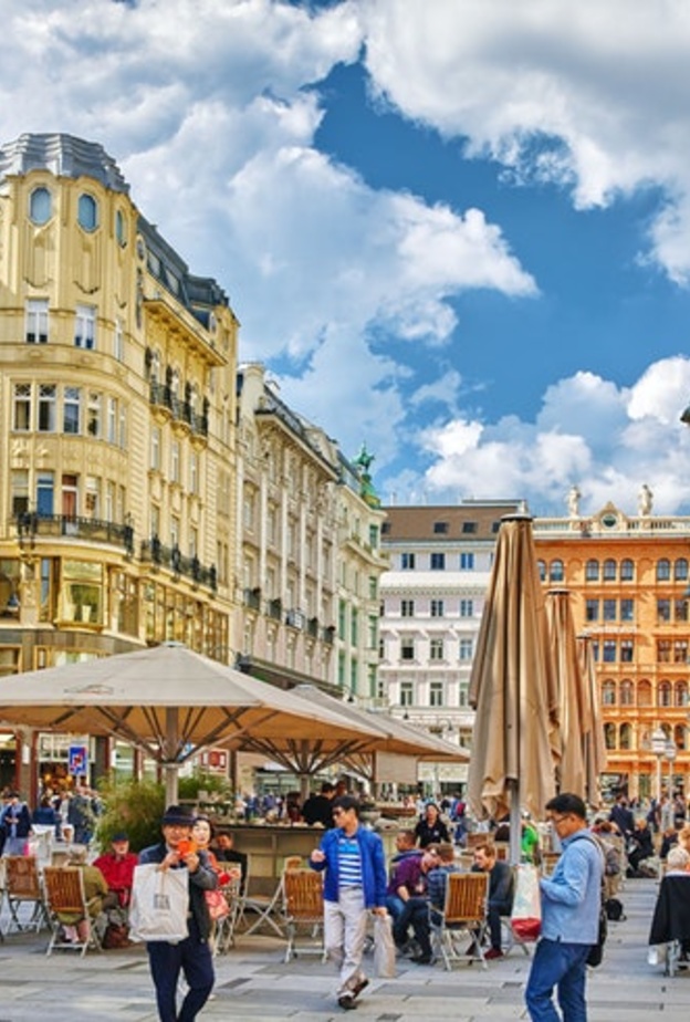 توقع فتح المتاجر الاحد