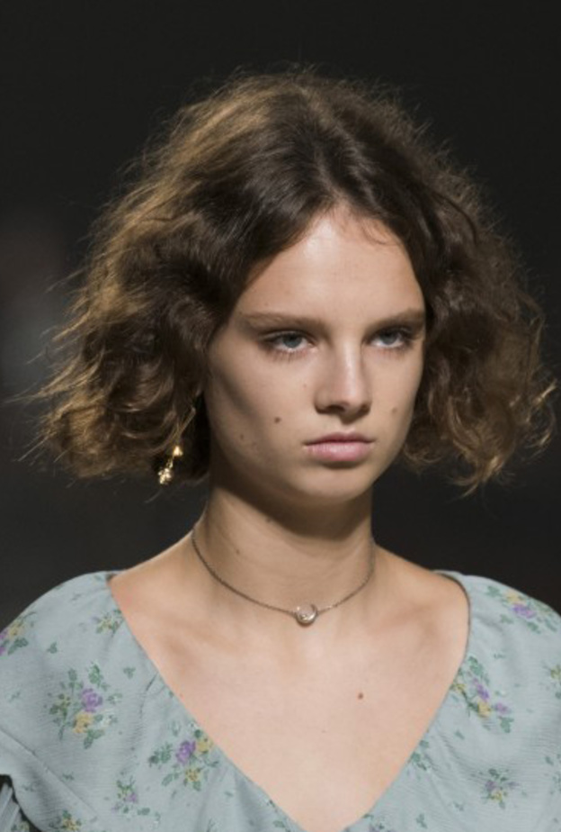 قصات شعر الكاري آخر صيحات صيف 2019 من Coach