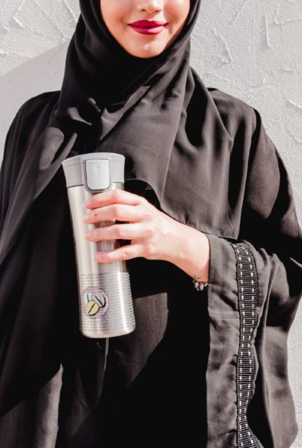 مقهى كوستا كوفي يقدّم عرضاً مميّزاً للتشجيع على استعمال الأكواب القابلة لإعادة الاستخدام