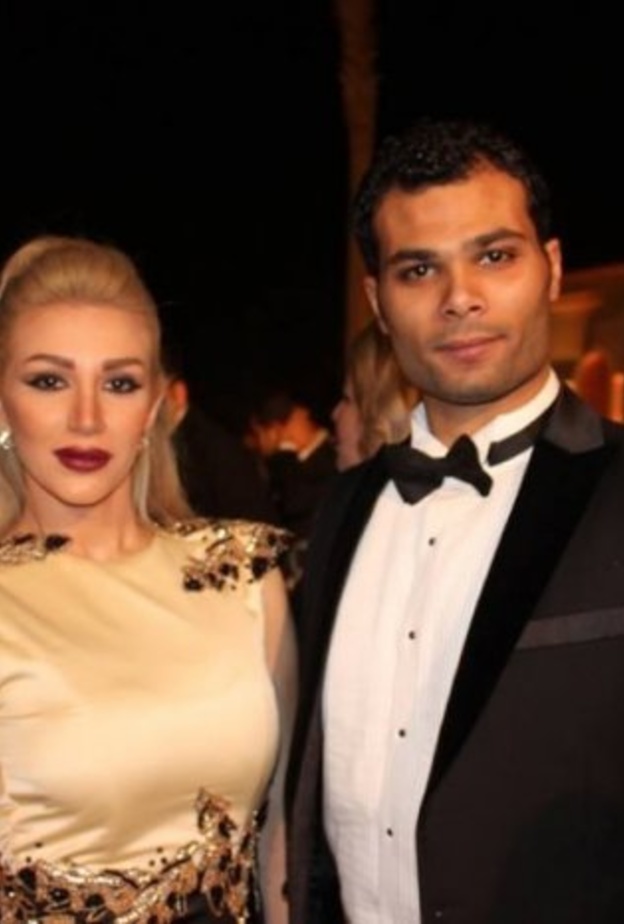 احمد عبد الله محمود وزوجته السابقة