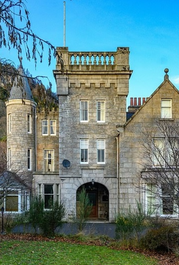 الحمام الرئيسي