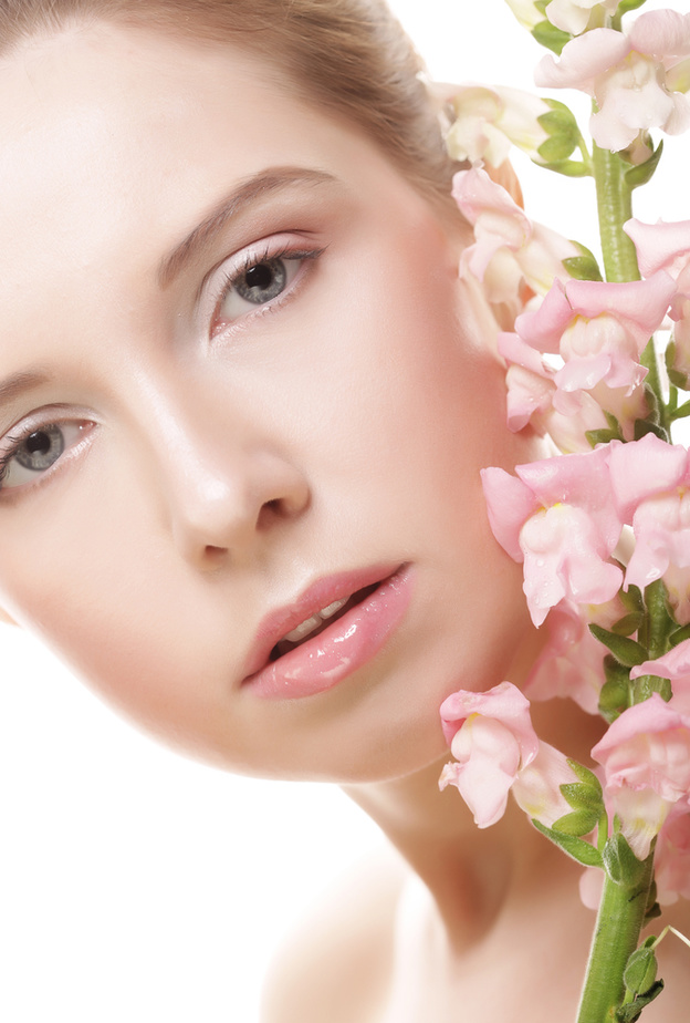 تعرفي على  خطوات العناية بالبشرة في الربيع