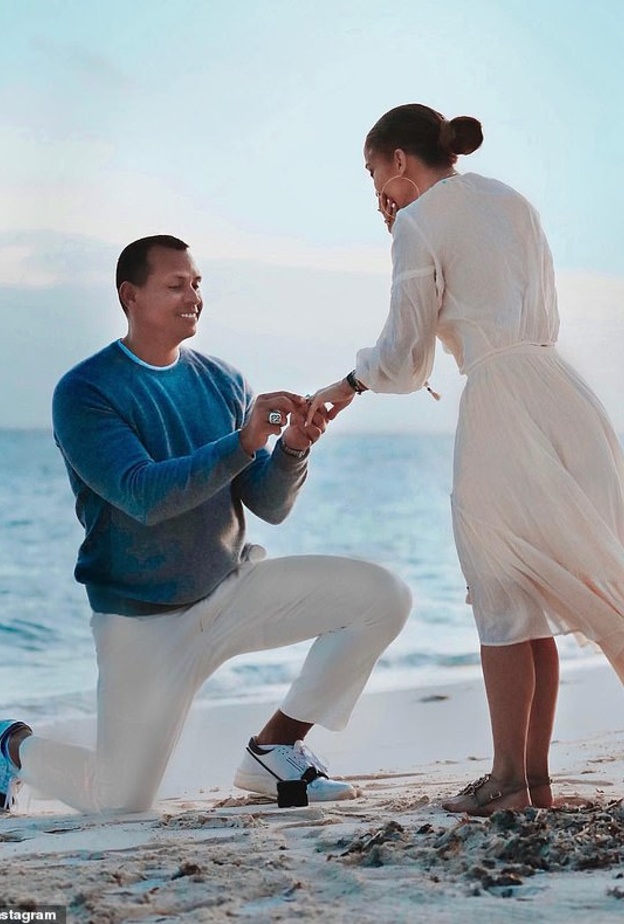 جينيفر لوبيز و أليكس رودريجيز