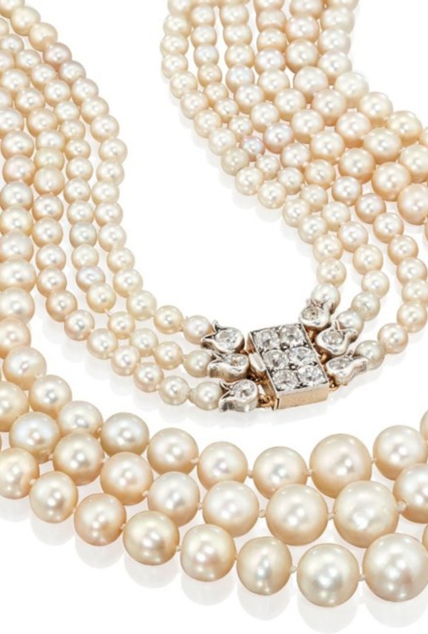 Christie’s تتعاون مع معهد البحرين للؤلؤ والأحجار الكريمة في تنظيم معرض مرموق للؤلؤ